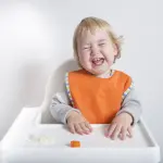 Come scegliere un Seggiolone per Neonati